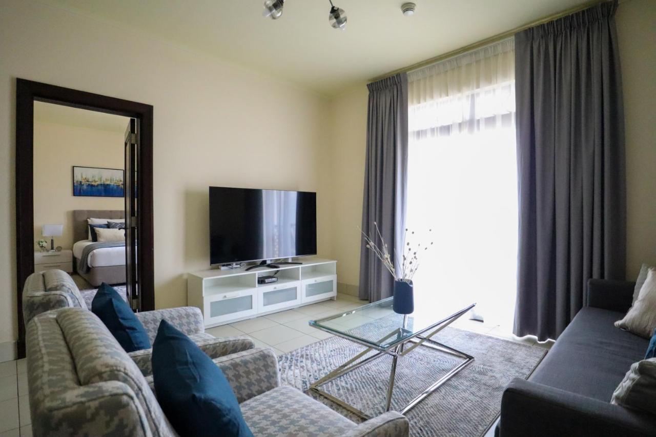 Higuests - Charming Apt With Private Balcony Near Dubai Mall Bagian luar foto