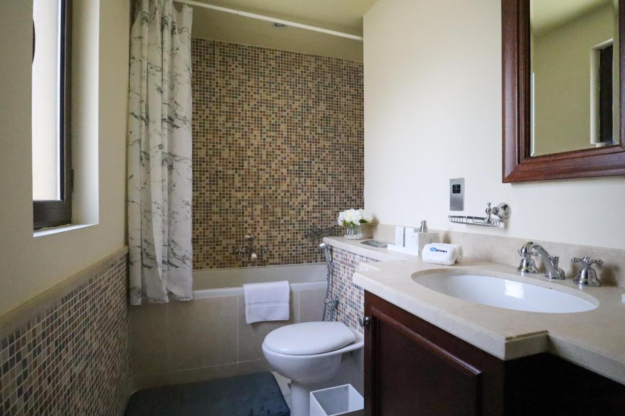 Higuests - Charming Apt With Private Balcony Near Dubai Mall Bagian luar foto