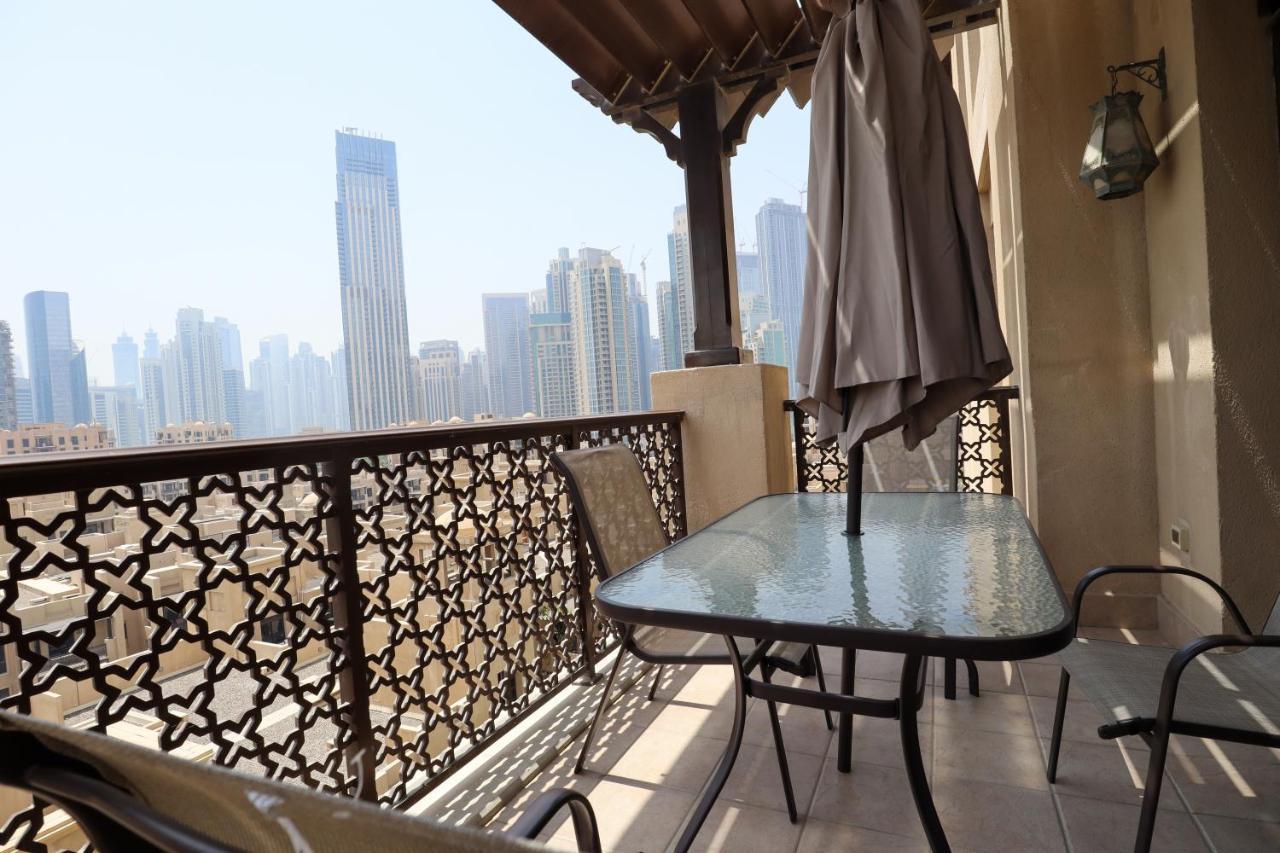 Higuests - Charming Apt With Private Balcony Near Dubai Mall Bagian luar foto